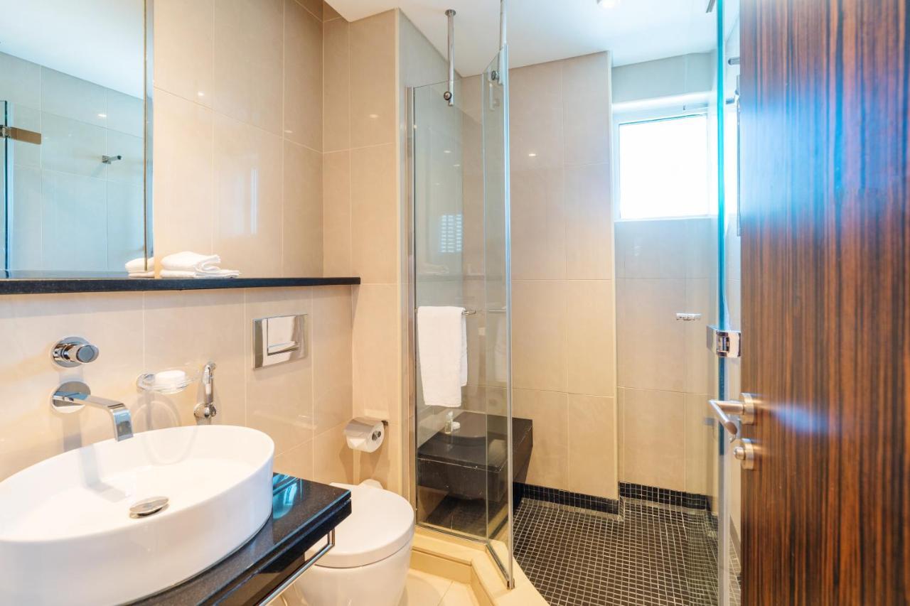 Royal Club By Rvhr, Bonnington Residential Tower - Jlt Apartment Dubai Exterior photo