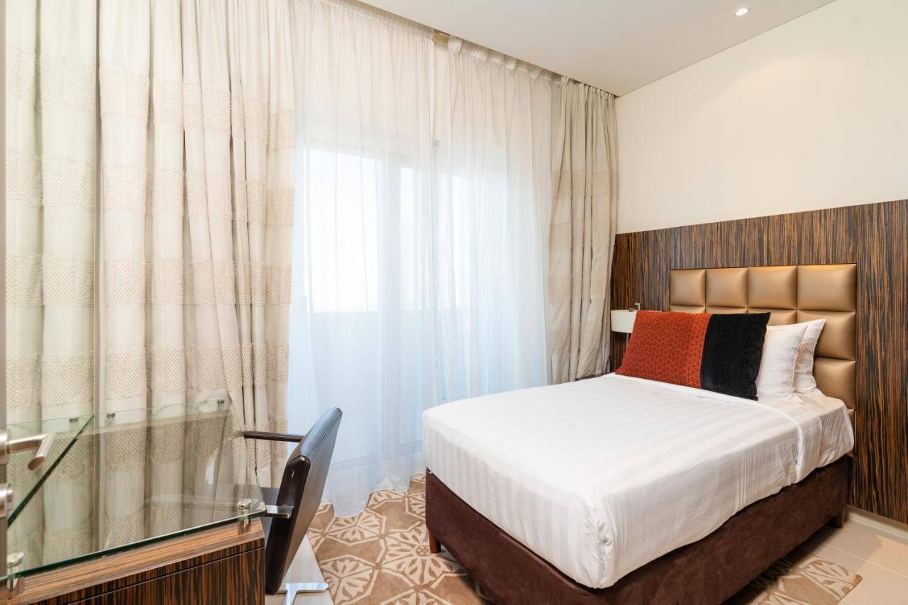 Royal Club By Rvhr, Bonnington Residential Tower - Jlt Apartment Dubai Exterior photo